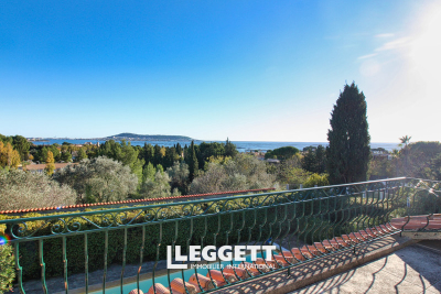 Maison &agrave; vendre &agrave; BOUZIGUES  - 6 pi&egrave;ces - 160 m&sup2; 