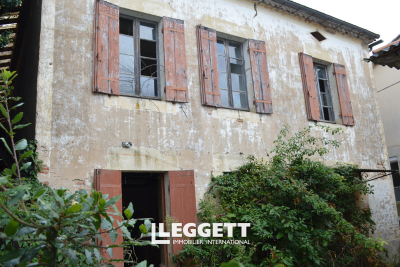 Maison à vendre à TAILLEBOURG  - 12 pièces - 507 m² 