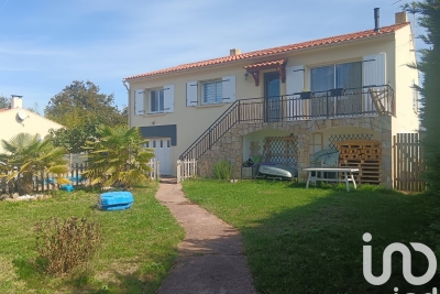 Maison à vendre à Commequiers  - 4 pièces 136 m² 