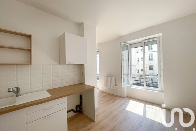 Appartement à vendre à PARIS 18EME Folie Mericourt - 2 pièces - 37 m² 