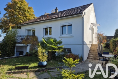 Maison à vendre à LA CELLE LES BORDES  - 4 pièces - 92 m² 