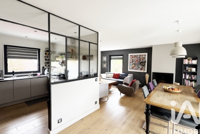 Maison à vendre à VILLARS  - 6 pièces - 135 m² 