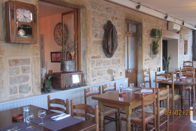 Commerce à vendre à LES ARDILLATS   - 184 m² 