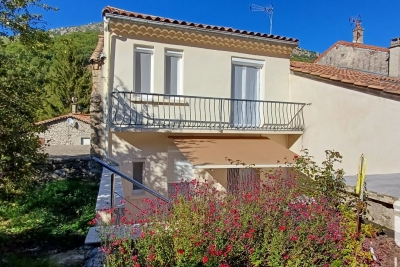 Maison à vendre à MAYRES  - 4 pièces - 77 m² 