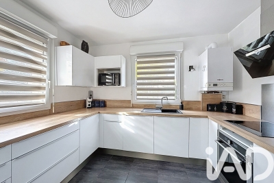 Maison à vendre à ELANCOURT  - 4 pièces - 80 m² 