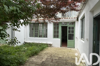 Maison à vendre à LOIX  - 5 pièces - 129 m² 