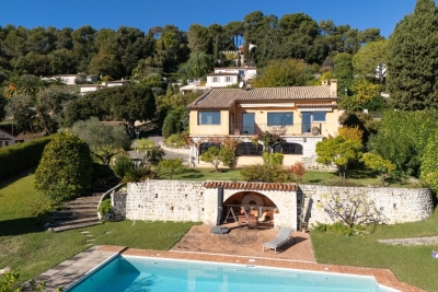 Maison à vendre à La Colle-sur-Loup  - 5 pièces 172 m² 
