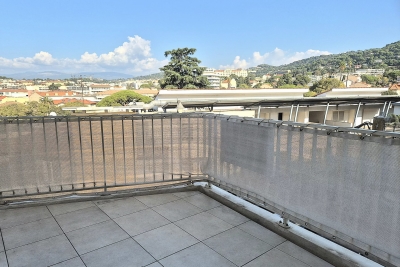 Appartement &agrave; vendre &agrave; CANNES Montfleury - 5 pi&egrave;ces - 143 m&sup2; 