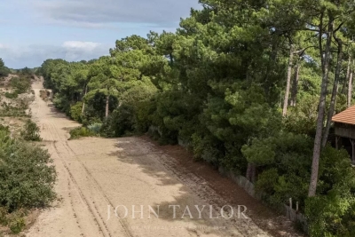 Maison &agrave; vendre &agrave; LÈGE-CAP-FERRET  - 7 pi&egrave;ces - 263 m&sup2; 