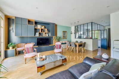 Maison à vendre à VERSAILLES  - 6 pièces - 217 m² 