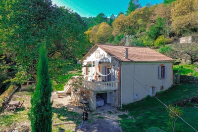 House for sale in MEYRANNES  - 4 rooms - 92 m² 