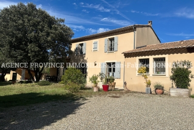 Maison à vendre à GRIGNAN  - 8 pièces - 183 m² 