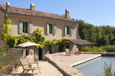 Maison à vendre maison village garage piscine 