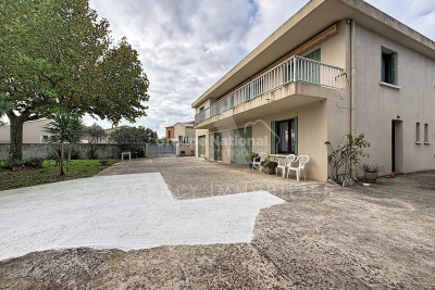 Maison à vendre à ROGNONAS  - 7 pièces - 183 m² 