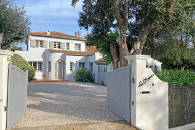 Maison &agrave; vendre &agrave; GRIMAUD  - 7 pi&egrave;ces - 200 m&sup2; 
