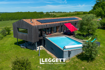 Maison &agrave; vendre &agrave; MAUROUX  - 10 pi&egrave;ces - 205 m&sup2; 