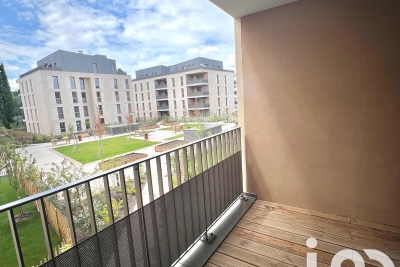 Appartement à vendre à ST CYR L ECOLE  - 2 pièces - 43 m² 