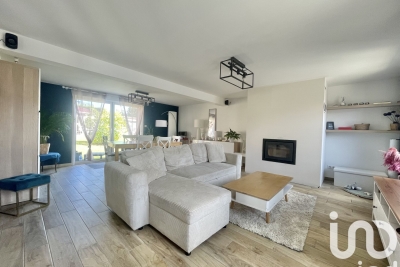 Maison à vendre à ZUDAUSQUES  - 6 pièces - 125 m² 