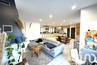 Maison à vendre à COUTRAS Saumos - 4 pièces - 102 m² 