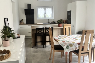 Maison à vendre à PAREMPUYRE Saumos - 4 pièces - 114 m² 