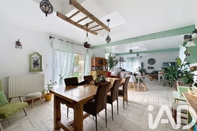 Maison à vendre à ST VARENT  - 5 pièces - 175 m² 