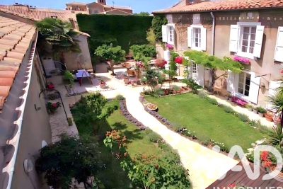 Maison à vendre maison village garage piscine 