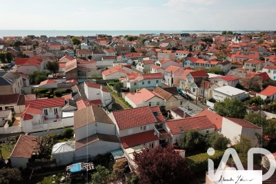 Maison à vendre à CHATELAILLON PLAGE  - 8 pièces - 180 m² 