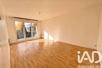 Appartement à vendre à COMBS LA VILLE  - 3 pièces - 67 m² 