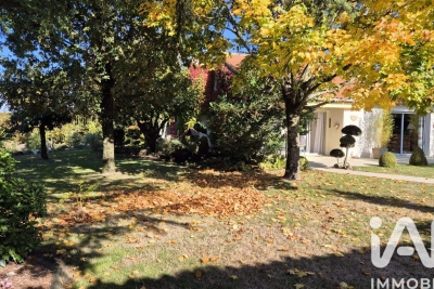 Maison à vendre à LA TESSOUALLE Baumette (Zone Naturelle) - 8 pièces - 152 m² 