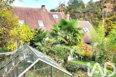 Maison à vendre à JOUY EN JOSAS  - 8 pièces - 204 m² 
