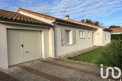 Maison à vendre à LEZAY  - 4 pièces - 127 m² 