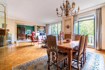 Apartment for sale in NEUILLY SUR SEINE  - 6 rooms - 137 m² 