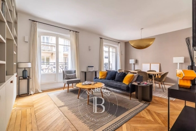 Apartment for sale in NEUILLY SUR SEINE  - 3 rooms - 77 m² 