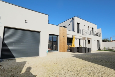 Maison à vendre à ST SULPICE DE ROYAN  - 4 pièces - 127 m² 