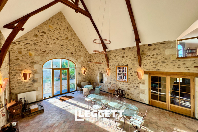 Maison à vendre à BRISSAC-LOIRE-AUBANCE  - 6 pièces - 200 m² 