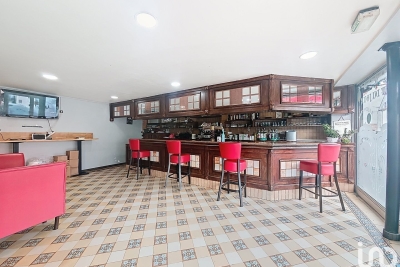 Commerce à vendre à CHEVRY COSSIGNY   - 147 m² 