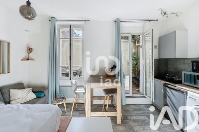 Appartement à louer à MARSEILLE 6EME  - 1 pièces - 16 m² 