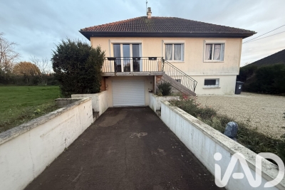 Maison à vendre à CHATILLON SUR THOUET  - 5 pièces - 104 m² 