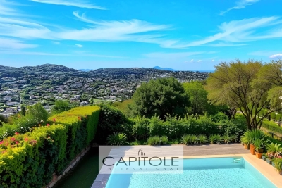 Maison à vendre à VALLAURIS  - 5 pièces - 231 m² 