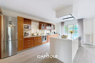 House for sale in ANTIBES  - 6 rooms - 173 m&sup2; 