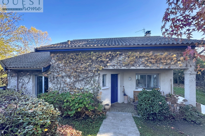 Maison à vendre à CHARBONNIÈRES-LES-BAINS  - 6 pièces - 170 m² 