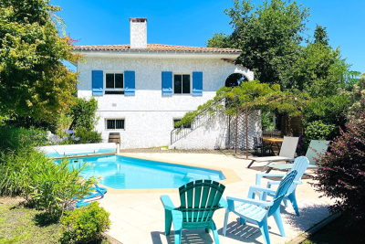 Maison à vendre à GUJAN-MESTRAS  - 7 pièces - 200 m² 