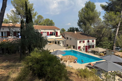 Bien à vendre à AIX-EN-PROVENCE Vaufreges-Leon Lachamp - 26 pièces - 1400 m² 