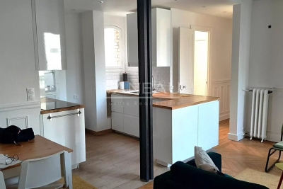 Appartement à louer à PARIS 15EME Folie Mericourt - 3 pièces - 53 m² 