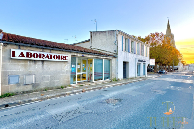 Commerce à vendre à MARENNES-HIERS-BROUAGE  - 8 pièces - 150 m² 