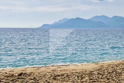 Apartment for sale in CANNES  - 2 rooms - 79 m&sup2; 