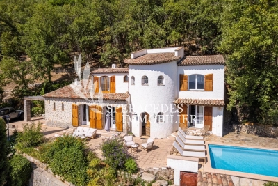 House to rent in SPÉRACÈDES  - 5 rooms - 150 m² 