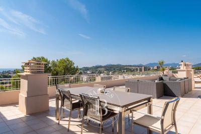 Appartement &agrave; vendre &agrave; LE CANNET  - 3 pi&egrave;ces - 90 m&sup2; 