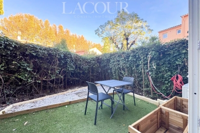 Appartement à louer à FRÉJUS  - 1 pièces - 30 m² 