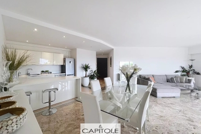 Apartment for sale in CANNES Le Riou - 3 rooms - 89 m² 
